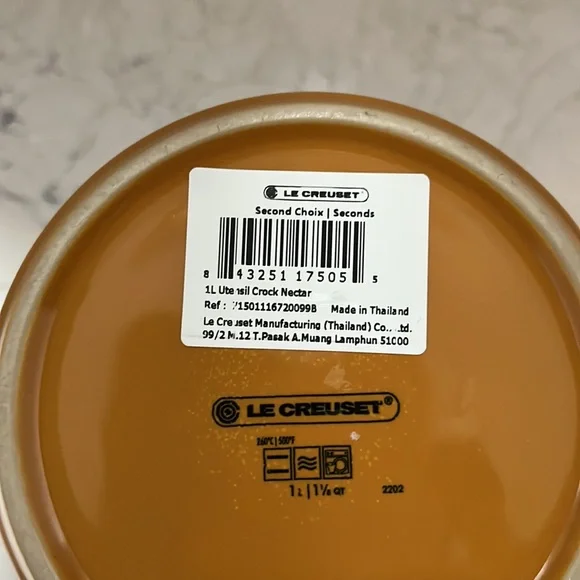 Beautiful HTF Nectar Le Creuset 1 liter utensil crock - Picture 5 of 5